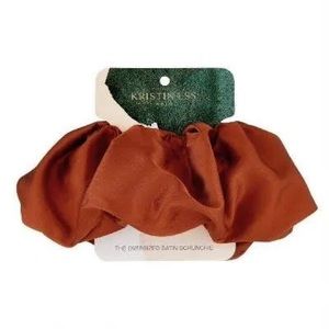 5/$25 Kristin Ess Oversize Scrunchie in Rust
